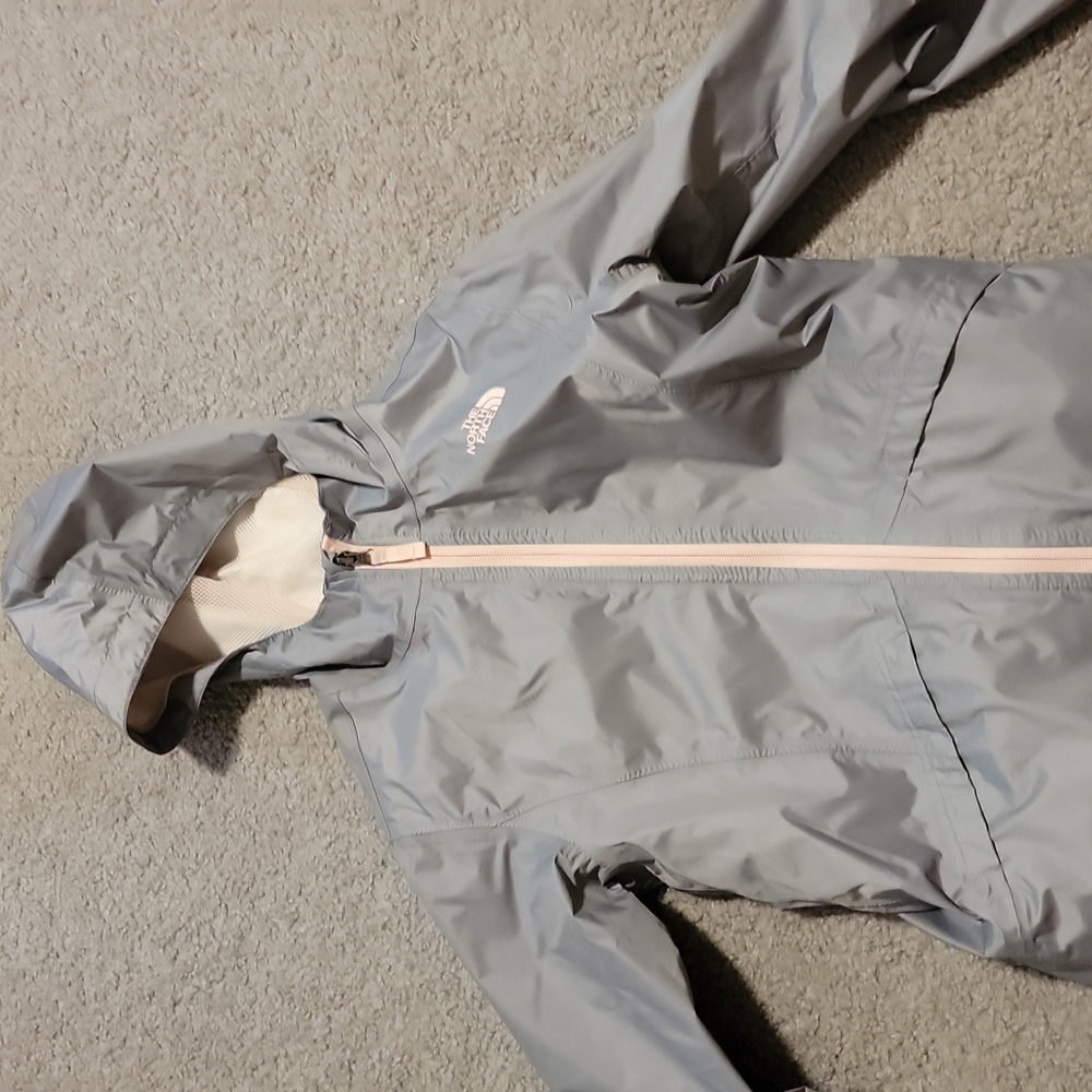 Youth North Face windbreaker